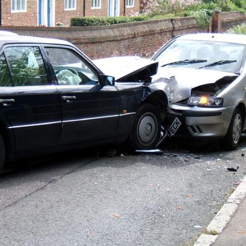 Bottom of Cats Hill. A notorious spot for accidents. July 2006